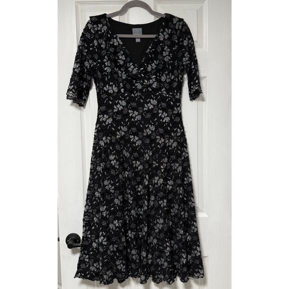 Rabbit Rabbit Rabbit Women's Floral Lace V-Neck Dress Size 6 - Picture 1 of 16